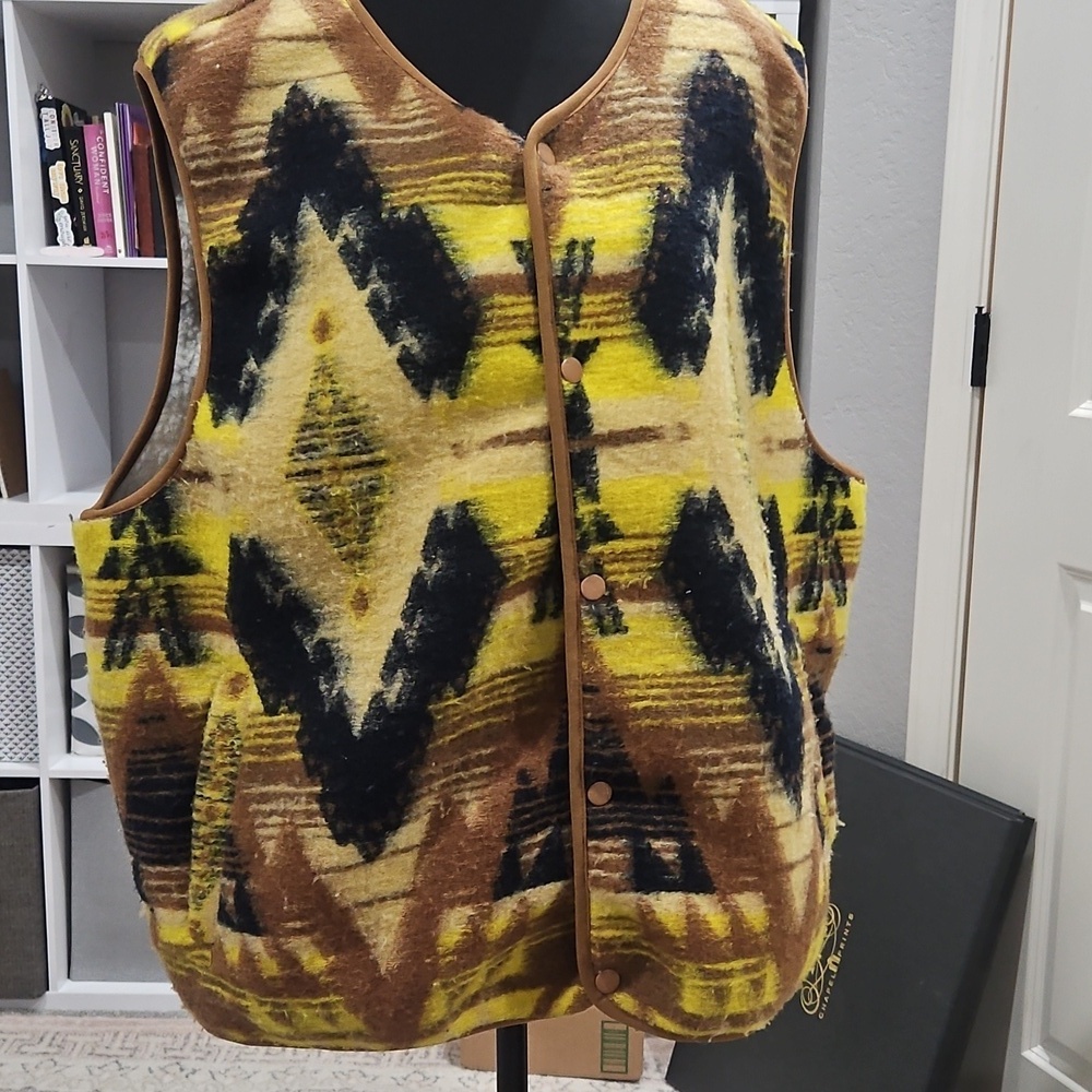 Urban Outfitters Yellow and Black Patterned Vest